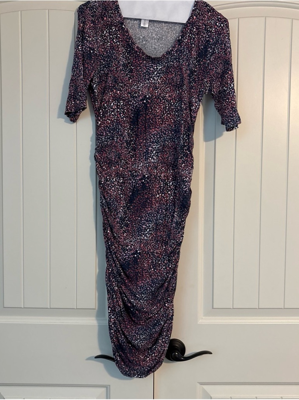 Women's Purple Dotted Ruched Maternity Midi Dress